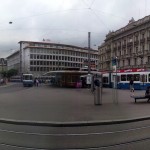 Die Bahnhofstraße - die teuerste Straße der Welt, die nicht mal einen Bahnhof hat (15000 CHF kostet hier ein qm im Jahr)