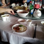 Essen mit Stäbchen klappt immer besser